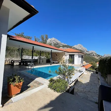 Villa Esiyok With Heated Pool Antalya