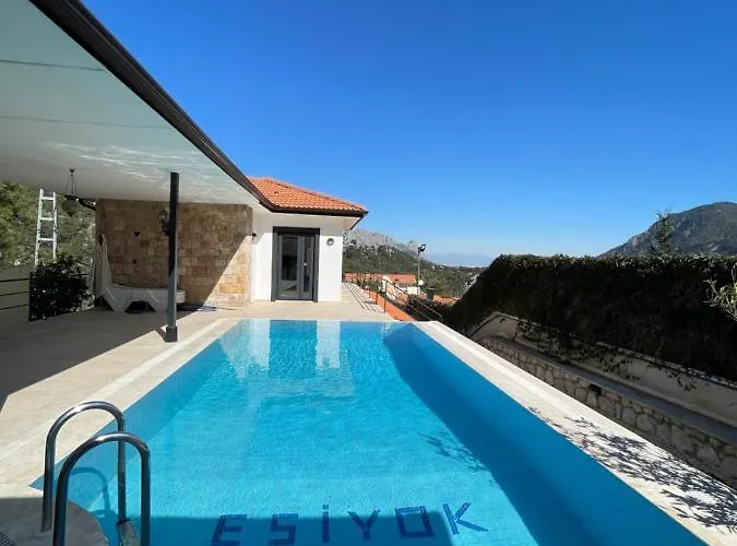 Esiyok With Heated Pool 别墅