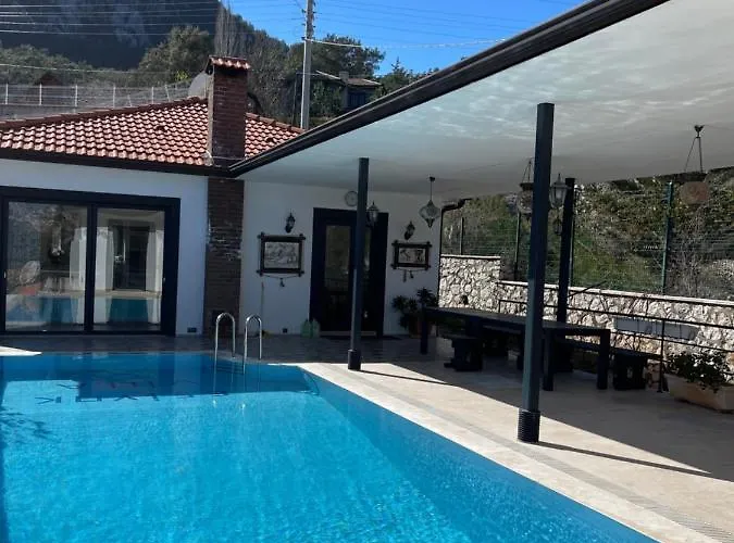 Esiyok With Heated Pool 别墅