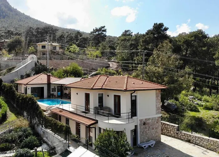 Esiyok With Heated Pool 安塔利亚